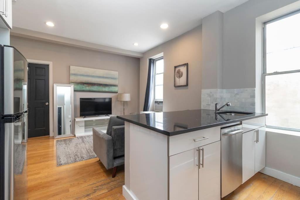 Renovated Lower Eastside 2Br Washer Dryer นิวยอร์ก ภายนอก รูปภาพ